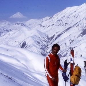 Meet your Posher, Hooshang